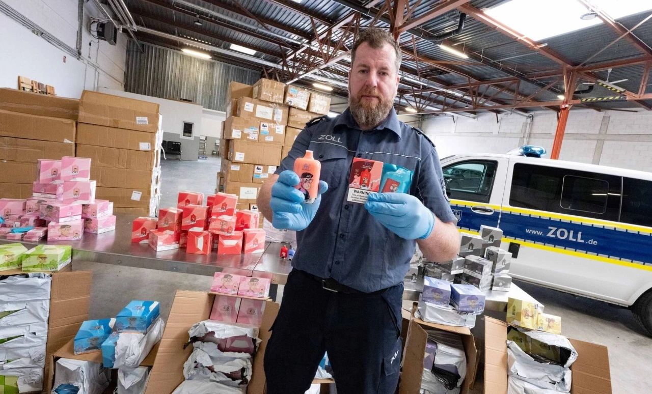German-customs-seizes-45000-illegal-e-cigarettes