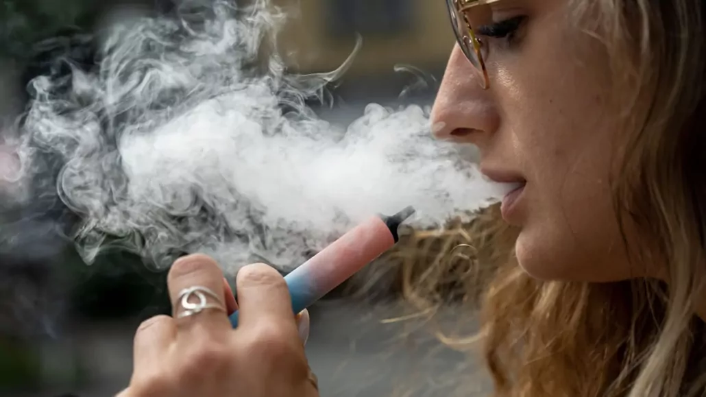 Switzerland Bans Disposable E-Cigarettes